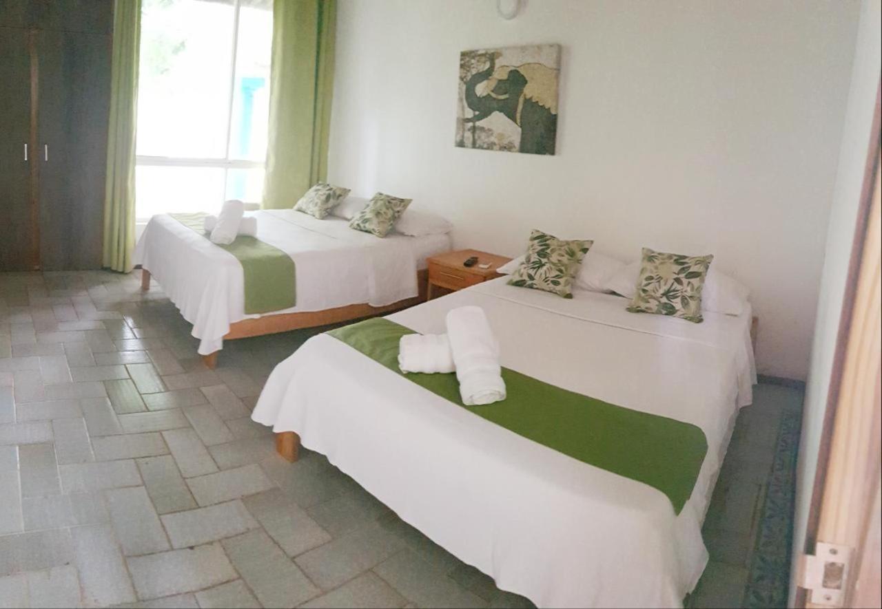 Coral House San Andres Hotel Exterior photo