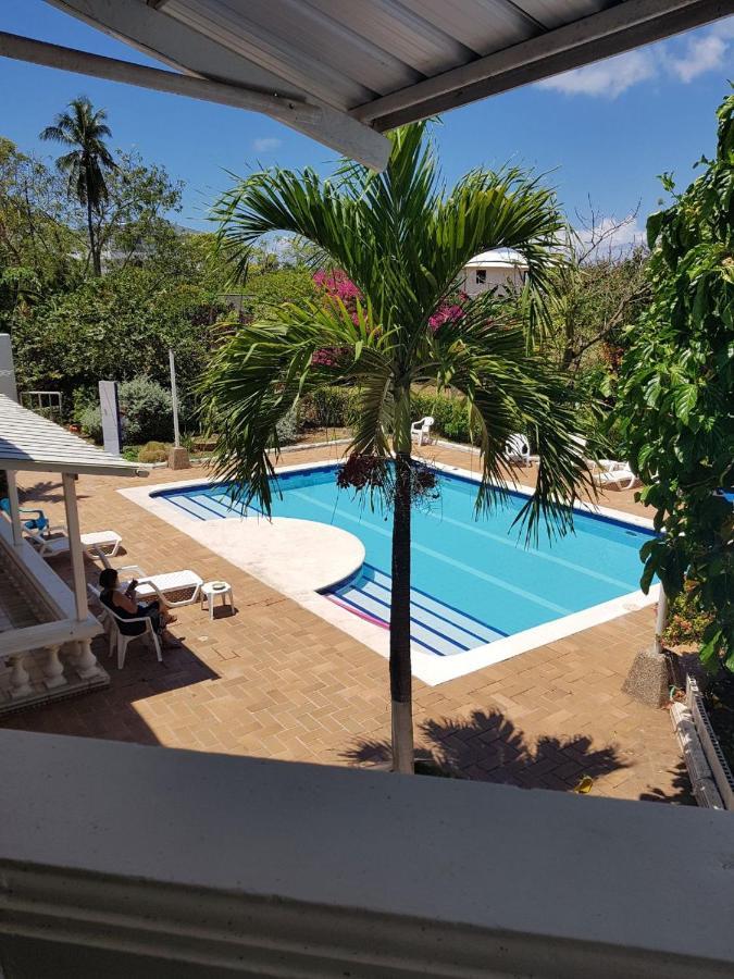 Coral House San Andres Hotel Exterior photo